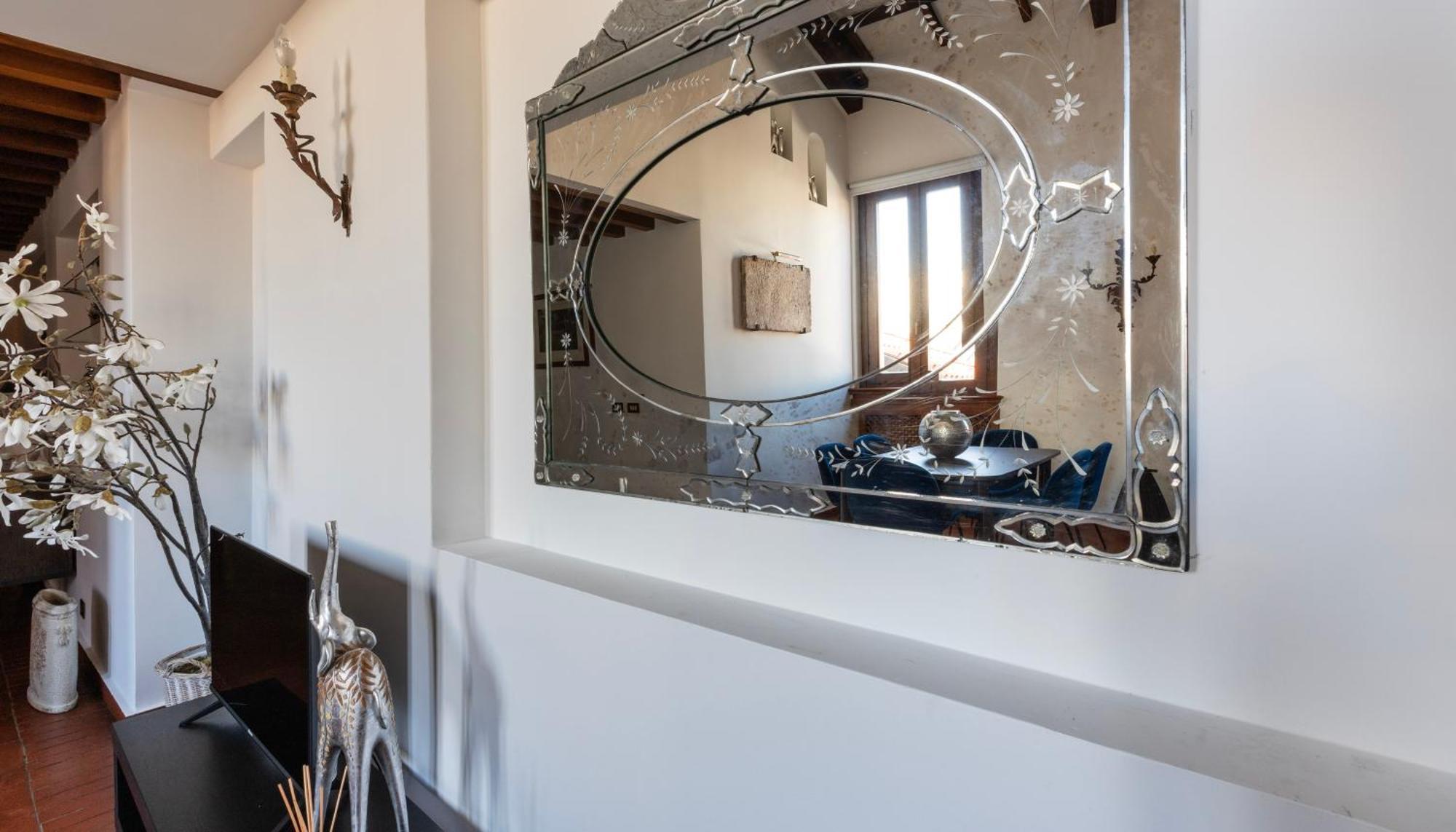 Italianway - Bigli 6 *